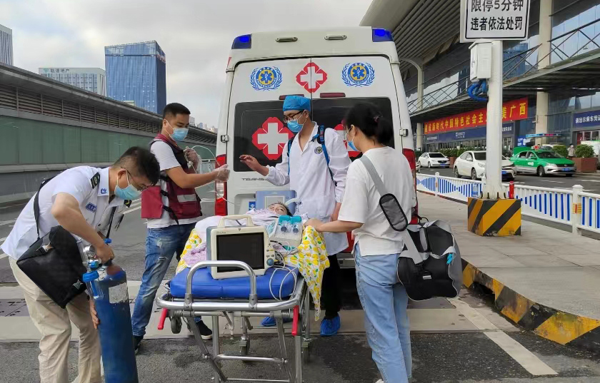 樟树市救护车出租公司