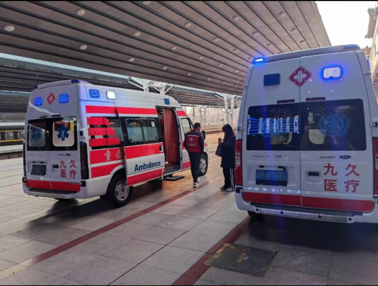 樟树市救护车长途转运